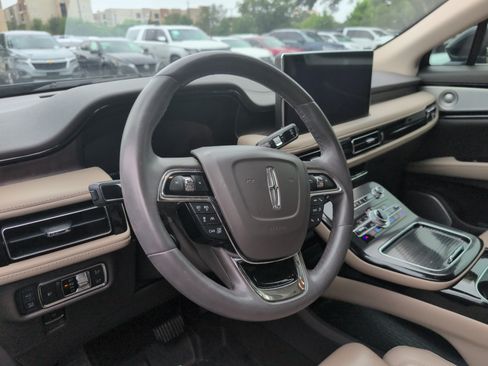 Used 2021 Lincoln Nautilus Reserve w/ Equipment Group 202A AWD/4WD image 8