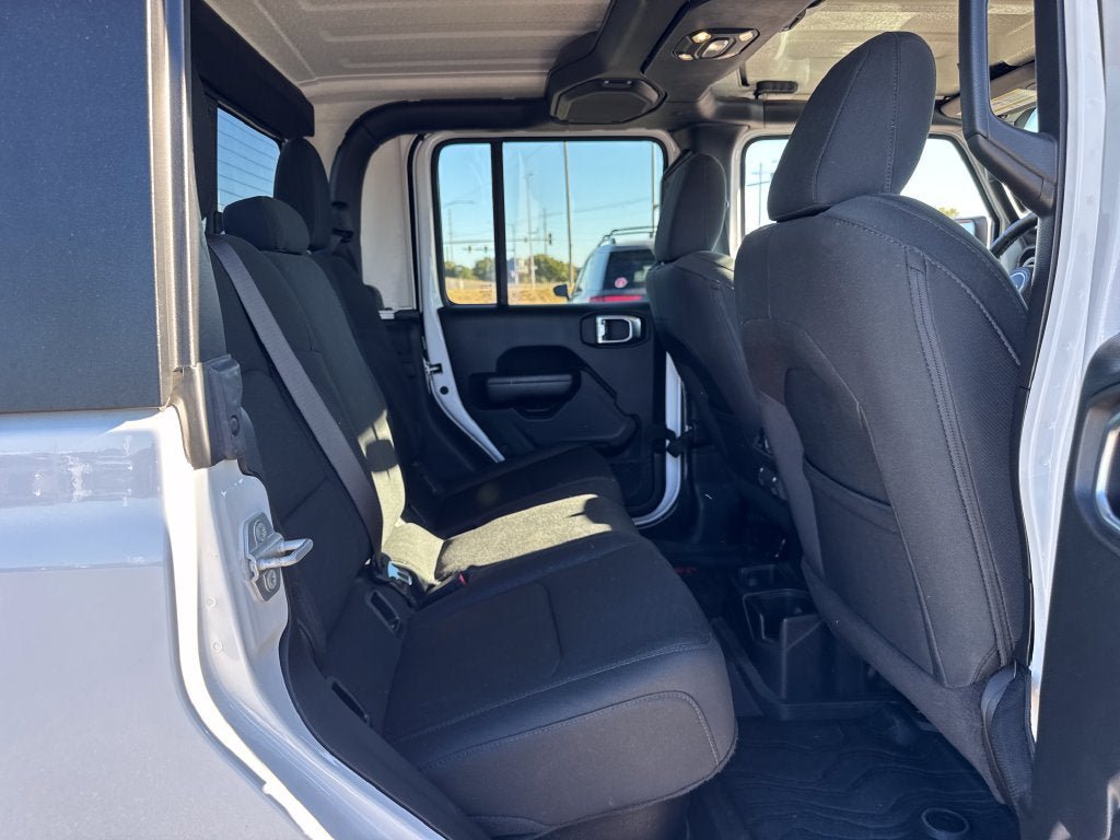 Used 2020 Jeep Gladiator Sport w/ Quick Order Package 24S AWD/4WD image 12
