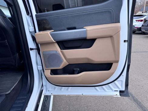 Used 2023 Ford F250 Lariat w/ Chrome Package image 12