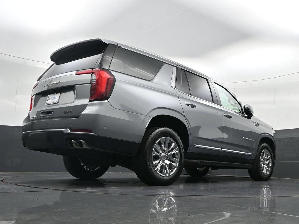 Used 2025 GMC Yukon Denali AWD/4WD image 36