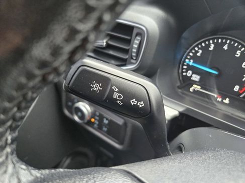 Used 2021 Ford Explorer XLT w/ Equipment Group 202A image 22