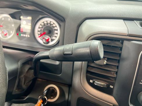 Used 2015 RAM 3500 Tradesman w/ Chrome Appearance Group image 11