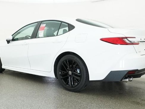 New 2026 Toyota Camry SE image 21