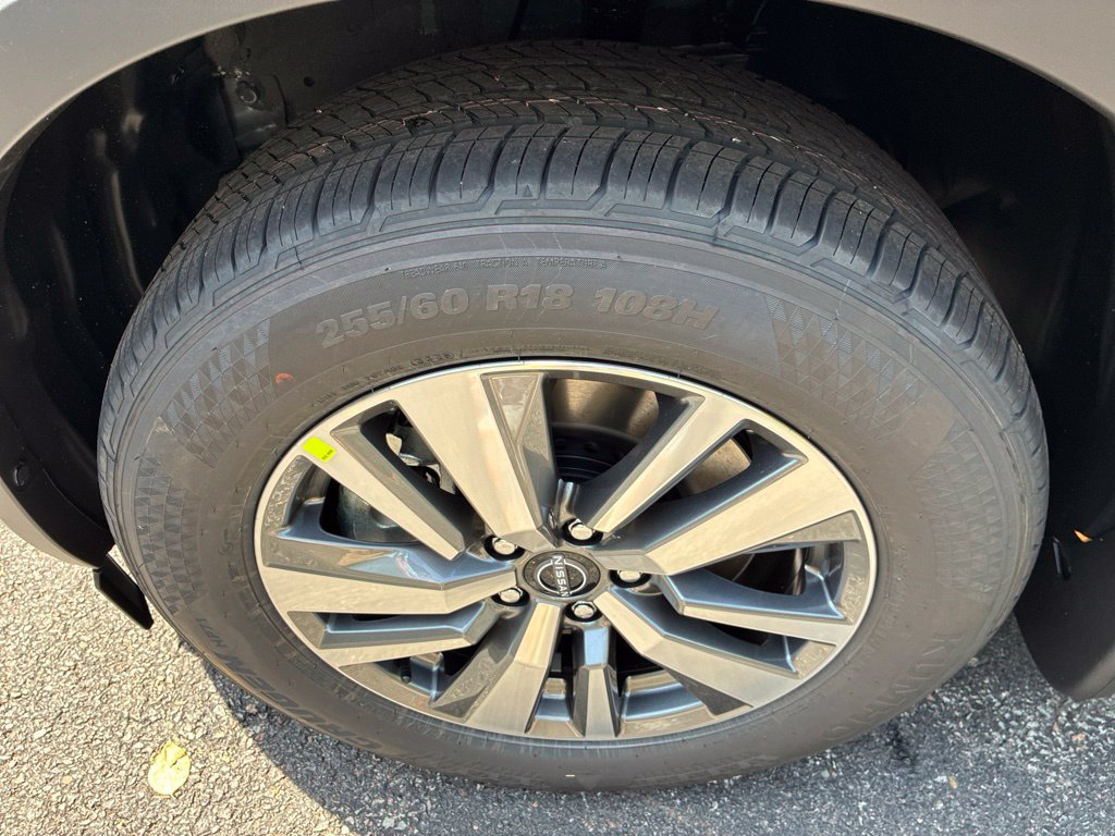New 2026 Nissan Pathfinder SL AWD/4WD image 12