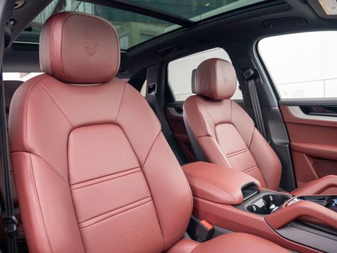 New 2026 Porsche Cayenne S image 26