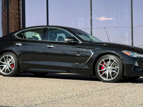 Used 2019 Genesis G70 3.3T Advanced w/ Prestige Package RWD image 16