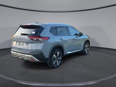 Used 2021 Nissan Rogue Platinum FWD image 8