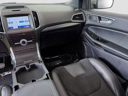 Used 2020 Ford Edge ST w/ Cold Weather Package AWD/4WD image 31