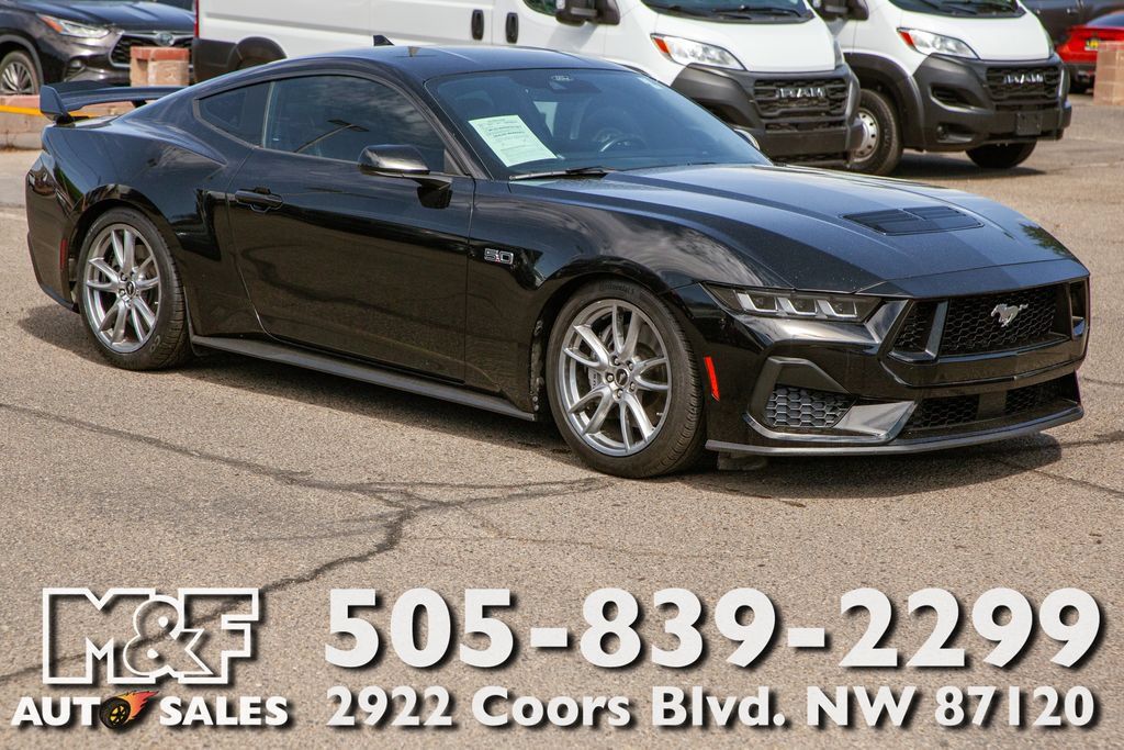 Used 2024 Ford Mustang GT Premium RWD image 1