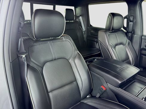 Used 2022 RAM 1500 Limited AWD/4WD image 29