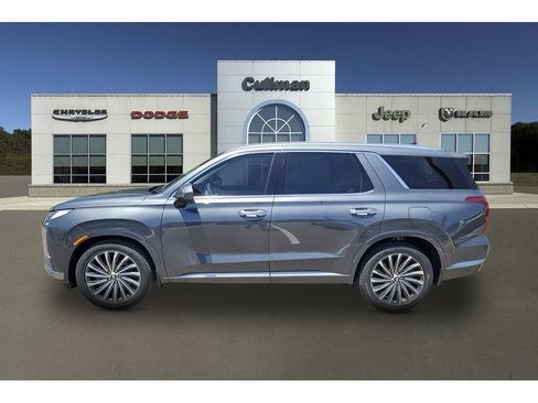 Used 2025 Hyundai Palisade Calligraphy FWD image 6
