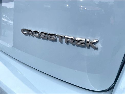 Used 2020 Subaru Crosstrek 2.0i Premium w/ Moonroof Package 2 AWD/4WD image 10
