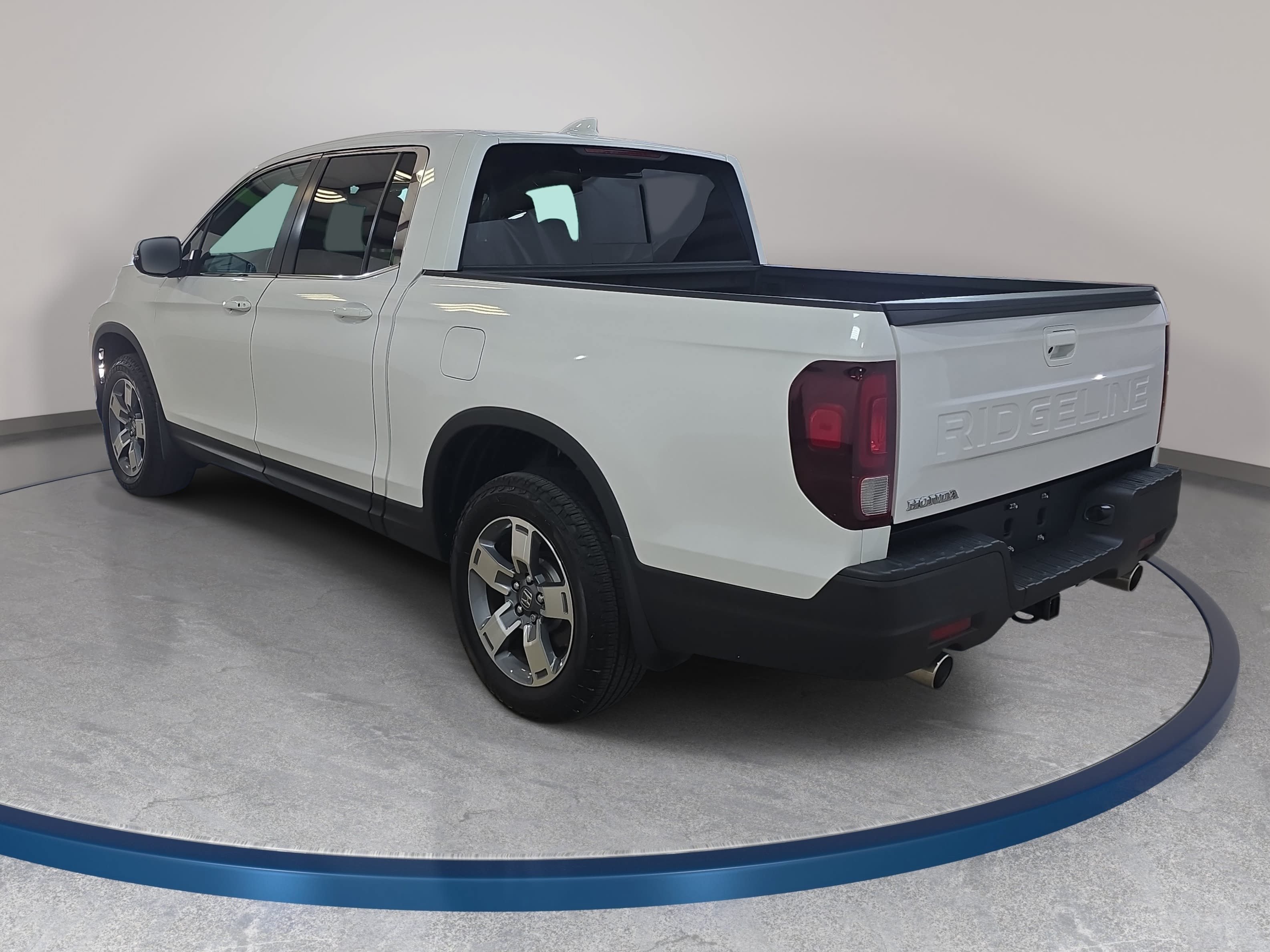 Used 2025 Honda Ridgeline RTL image 8