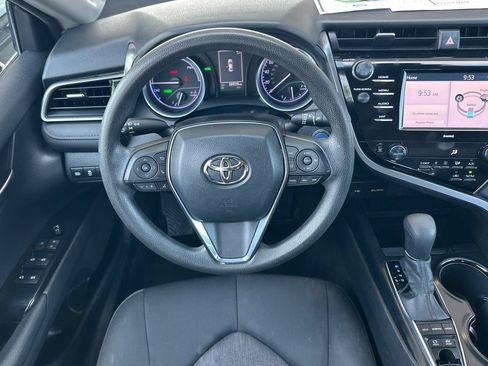 Used 2020 Toyota Camry LE w/ Fleet Convenience Package FWD image 13