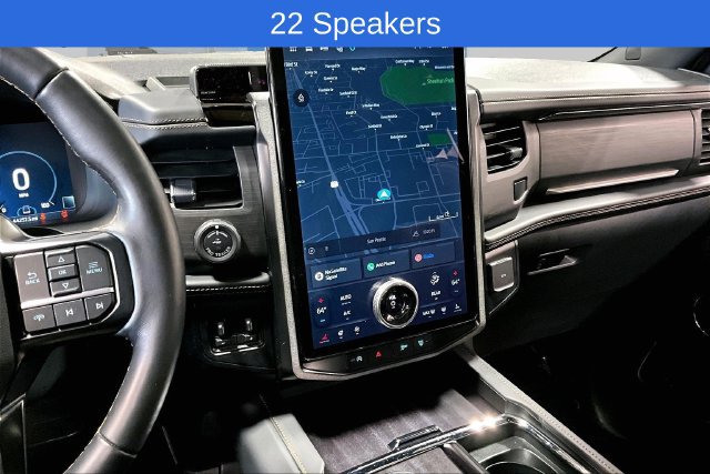 Used 2024 Ford Expedition Platinum AWD/4WD image 12