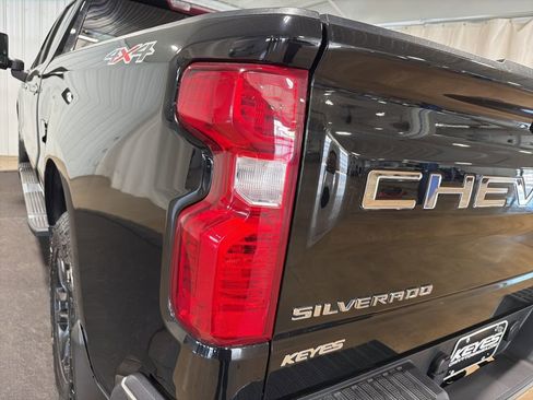 Used 2020 Chevrolet Silverado 1500 LT w/ All-Star Edition image 15