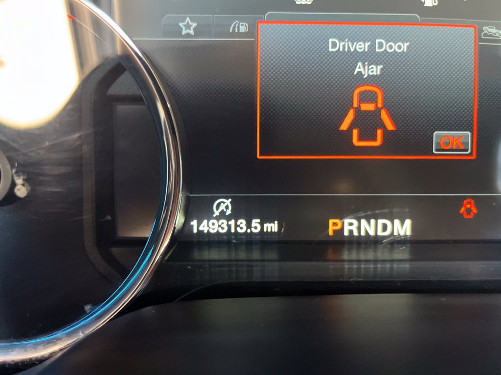 Used 2019 Ford F150 Lariat AWD/4WD image 6