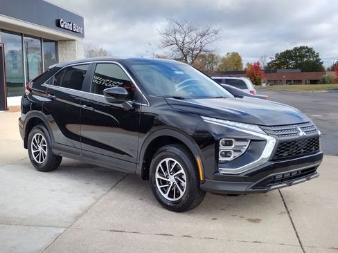 New 2026 Mitsubishi Eclipse Cross ES image 12