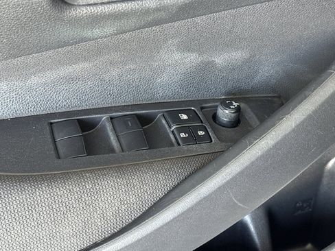 Used 2024 Toyota Corolla LE FWD image 14