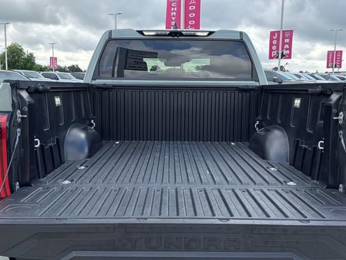 Used 2024 Toyota Tundra Limited AWD/4WD image 28