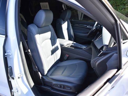 Used 2023 Buick Enclave Essence w/ Experience Buick Package image 30