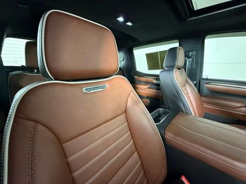 Used 2023 GMC Sierra 1500 Denali Ultimate image 35