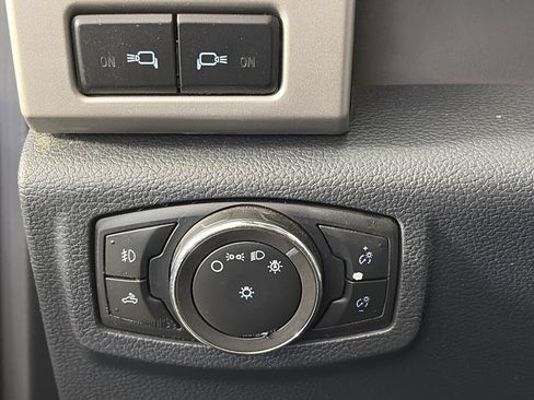 Used 2022 Ford F350 Lariat w/ Lariat Ultimate Package image 25