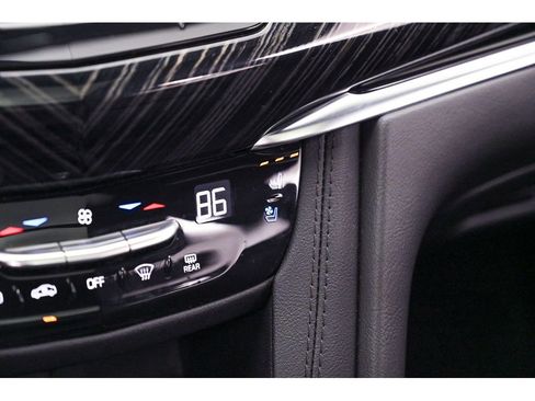 Used 2025 Cadillac XT6 Premium Luxury image 50