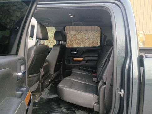 Used 2018 Chevrolet Silverado 2500 LTZ w/ Duramax Plus Package image 19