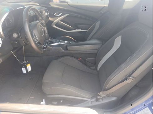 Used 2020 Chevrolet Camaro LT w/ RS Package RWD image 7