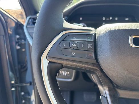 New 2027 Jeep Grand Cherokee Limited AWD/4WD image 25