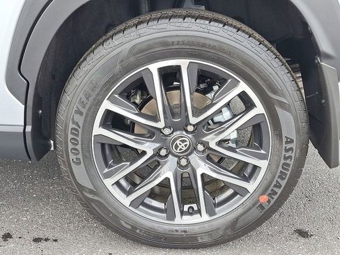 New 2026 Toyota Corolla Cross XLE AWD/4WD image 18