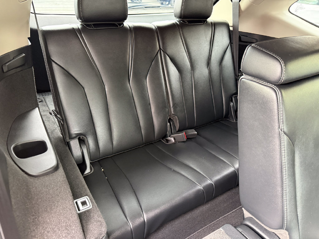 Used 2024 Acura MDX w/ Technology Package FWD image 19