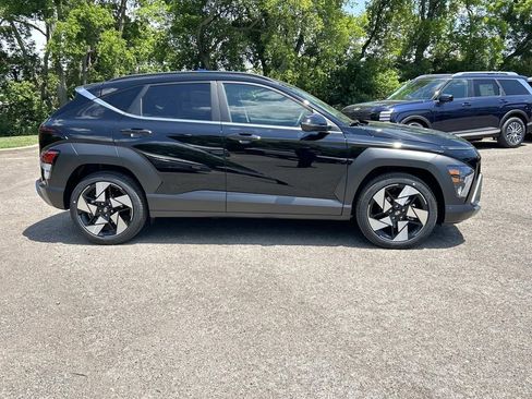 New 2026 Hyundai Kona Limited FWD image 8