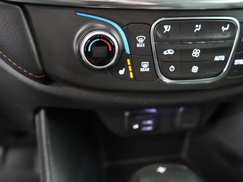 Used 2020 Chevrolet Traverse RS image 46