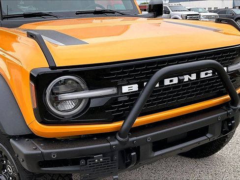 Used 2021 Ford Bronco First Edition AWD/4WD image 30