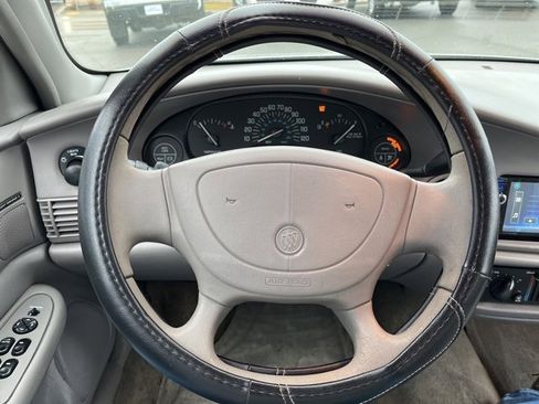 Used 2001 Buick Century Custom w/ Premium Pkg image 31