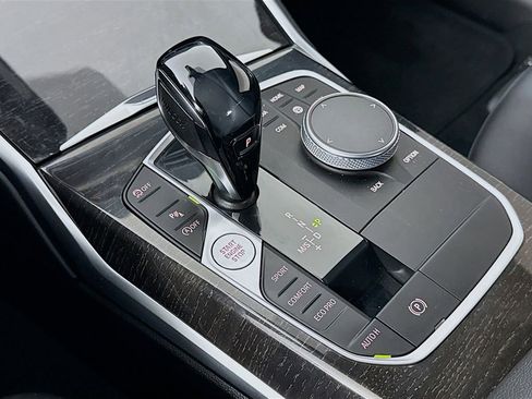 Used 2021 BMW 330i Sedan RWD image 17