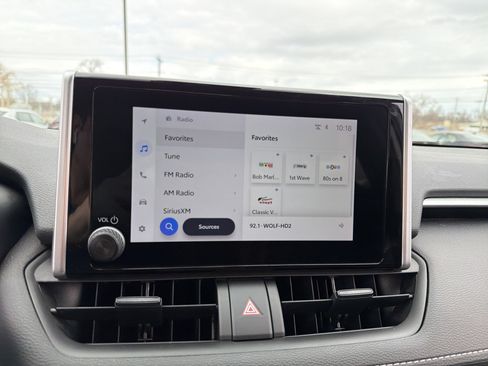 Used 2023 Toyota RAV4 LE image 16