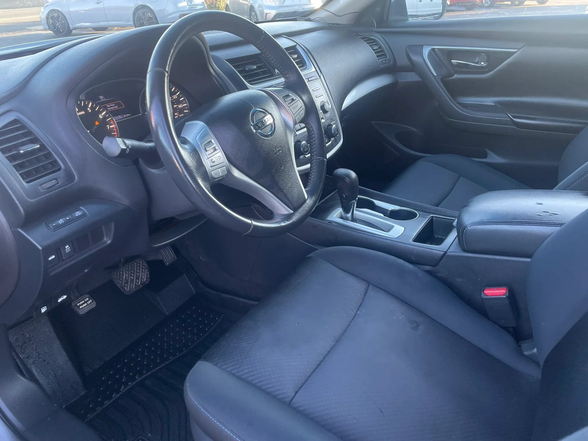 Used 2017 Nissan Altima 2.5 SV FWD image 10