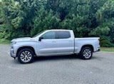 Used 2021 Chevrolet Silverado 1500 RST AWD/4WD image 2