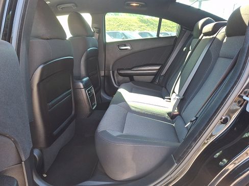 Used 2019 Dodge Charger SXT AWD/4WD image 10