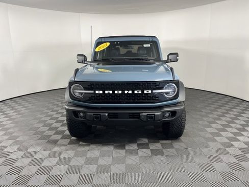 Used 2023 Ford Bronco Wildtrak image 2