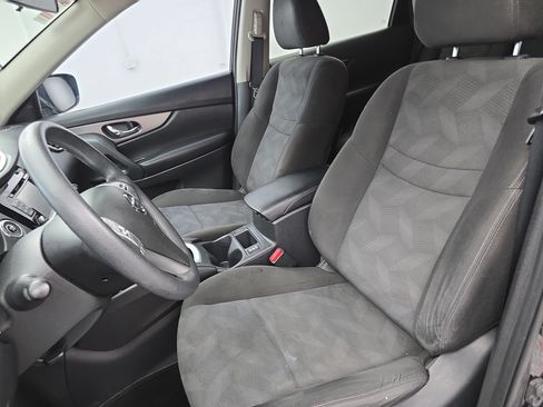 Used 2016 Nissan Rogue SV w/ SV Premium Package AWD/4WD image 15
