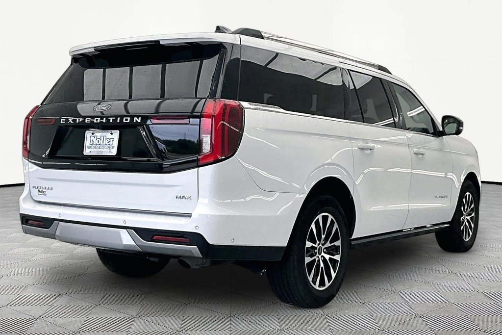 Certified 2025 Ford Expedition Max Platinum AWD/4WD image 2