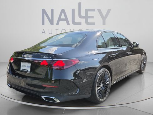 Used 2024 Mercedes-Benz E 350 4MATIC Sedan image 5