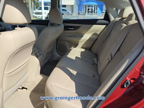 Used 2014 Nissan Altima 2.5 SL w/ Technology Package image 11