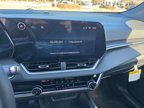 New 2026 Chevrolet Equinox LT image 12