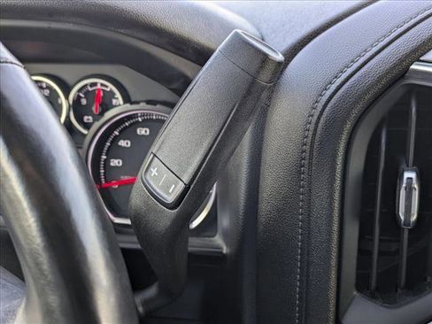 Used 2021 Chevrolet Silverado 1500 LT Trail Boss w/ Bed Protection Package image 12