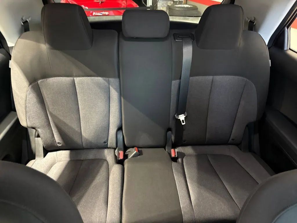 Used 2024 Hyundai Ioniq 5 SE AWD/4WD image 20